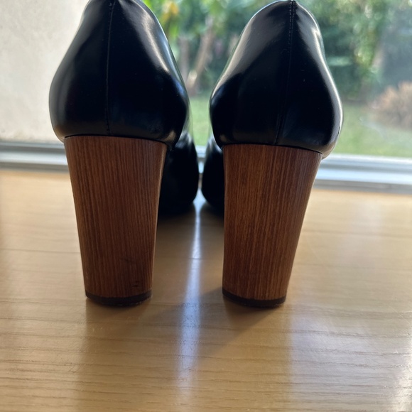 YSL Heels - Picture 3 of 5